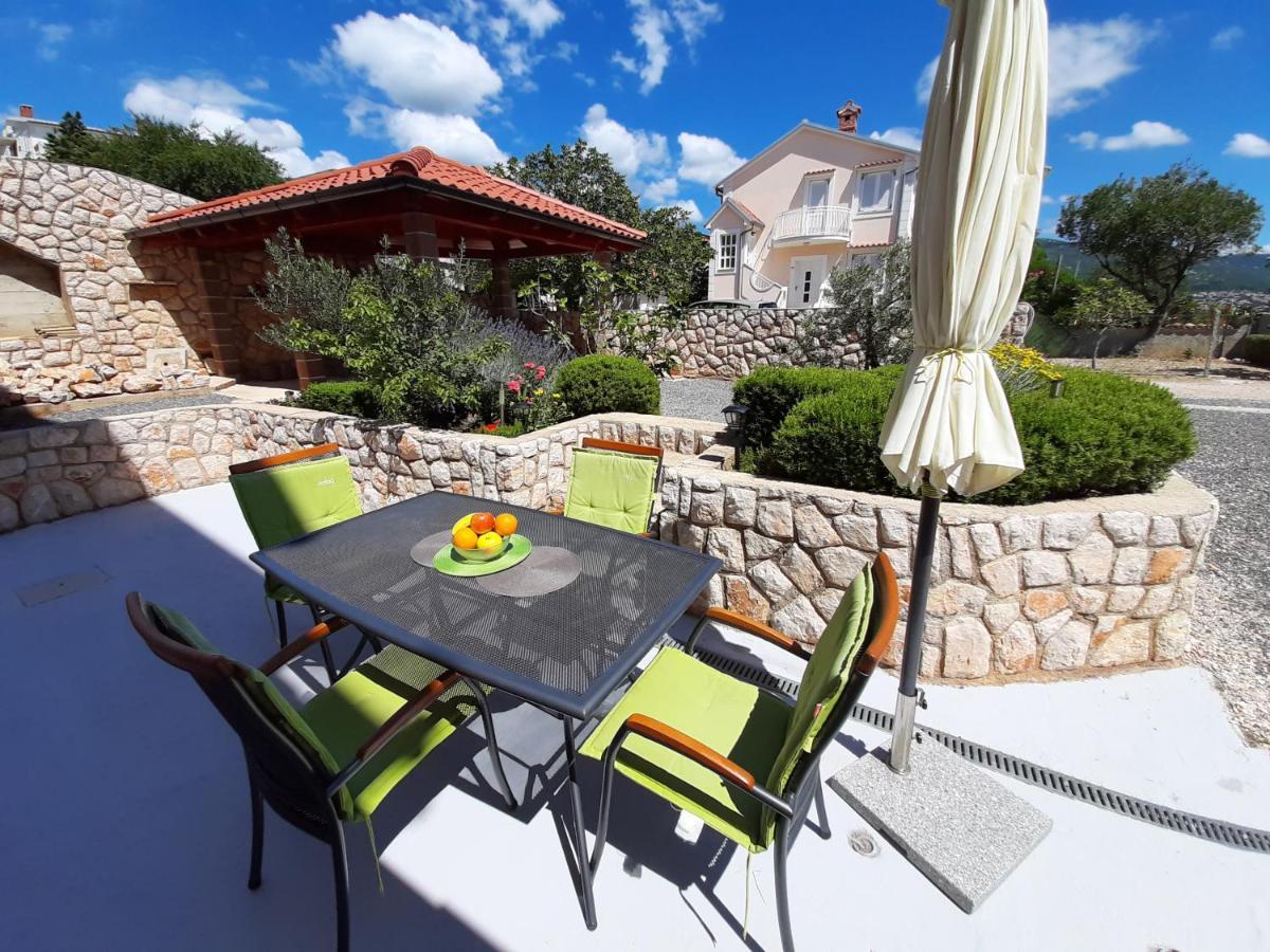 Apartments Pavelic Нови Винодолски Екстериор снимка