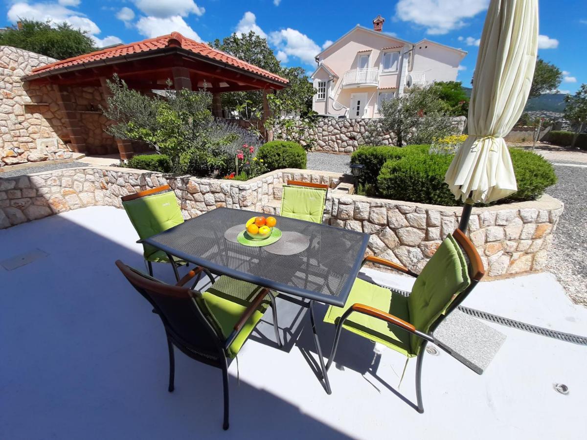 Apartments Pavelic Нови Винодолски Екстериор снимка