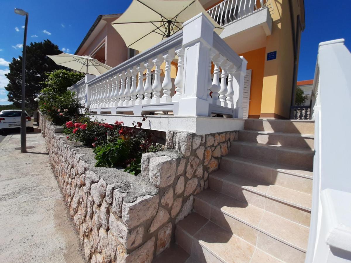 Apartments Pavelic Нови Винодолски Екстериор снимка